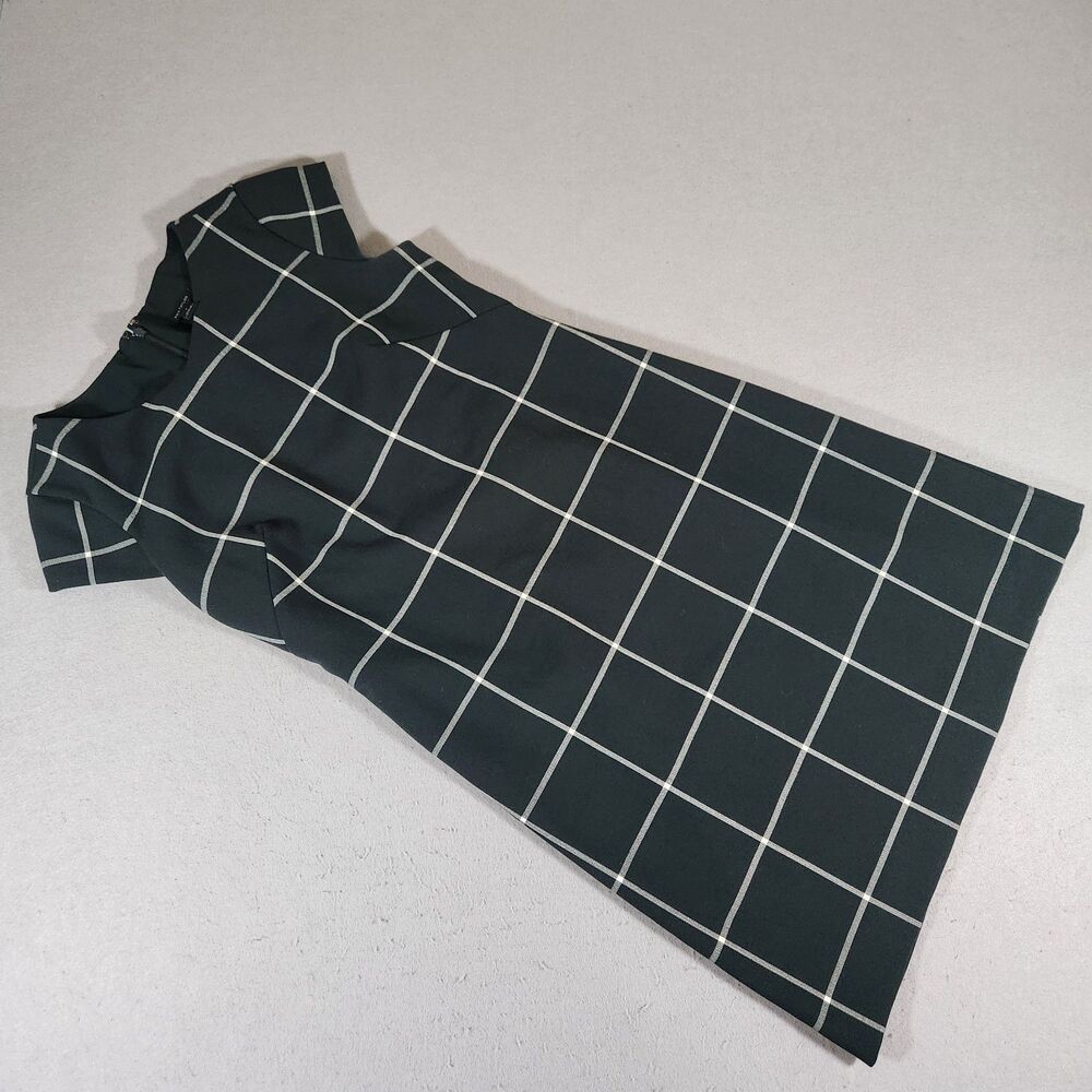 Ann Taylor Green and White Sheath/ Shift Dress Windowpane Plaid Pattern Size 0